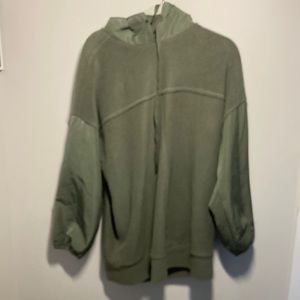 ALO Sherpa sweatshirt